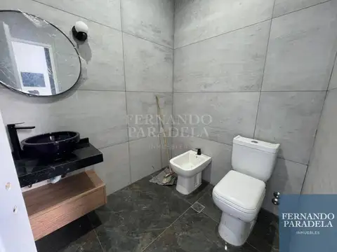 Casa 4 ambientes con 3 baños