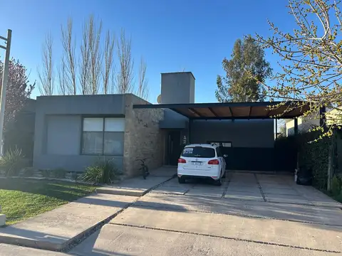 Casa Alto Terrada, Una Planta, 3 Dorm, 2 Baños, 2 Cochera, Calefacción, Jardín, Piscina