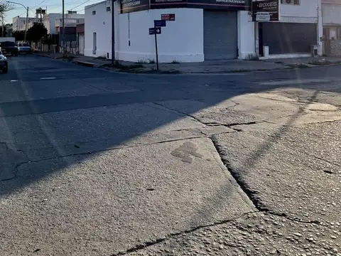 Oportunidad Venta  Galpon-Depósito - Barrio General Bustos