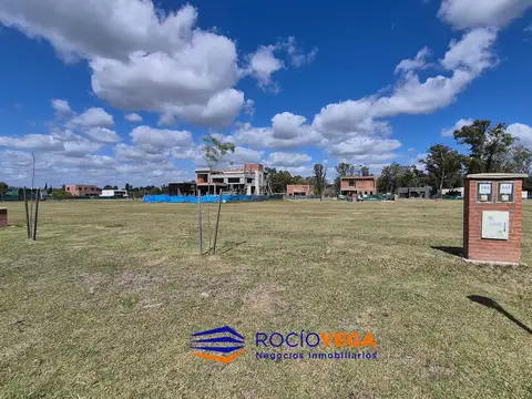 Venta de terreno en Barrio Santa Sofía, Pilar del Este