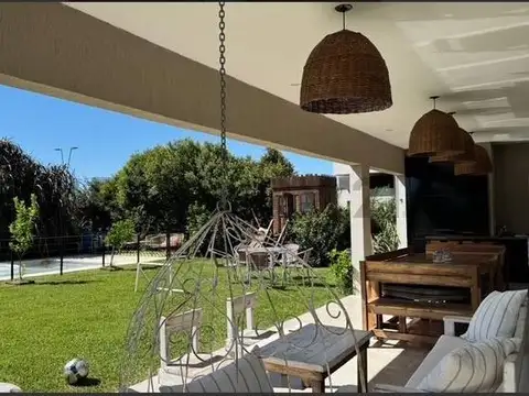 Casa en Venta en Puertos - Barrio Ceibos, USD 385.000