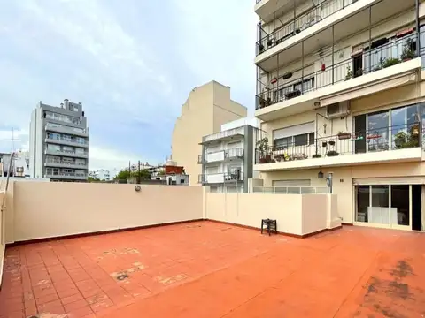 Venta 3 amb c/dep. Terraza y cochera en Villa del Parque.