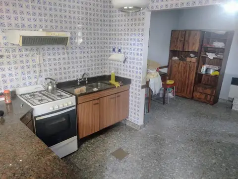 Depto Tipo Casa 3 ambientes con 1 baño