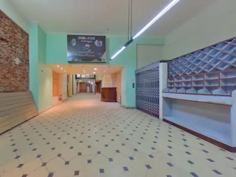 Local en Venta 63 años