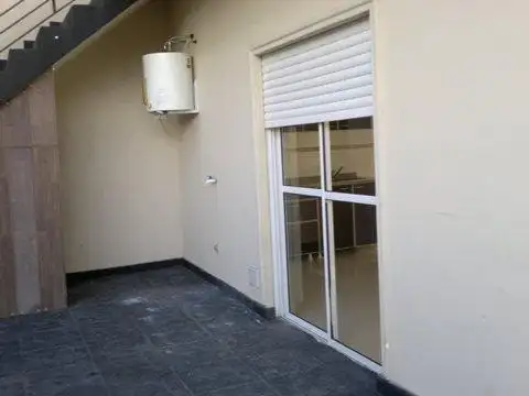 Depto Tipo Casa en Venta 5 años