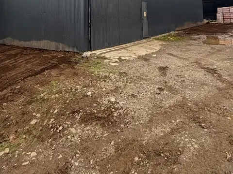 FINA PATAGONIA. Galpón en ALQUILER. 300m2 ubicado en San Martin de los Andes sobre Ruta N°40.