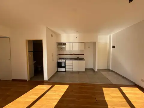 Departamento en Alquiler en Chacarita, $ 780.000