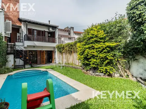 Venta Casa 6 ambientes en Saavedra con parque y piscina