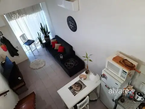 Depto Tipo Casa en Venta con 1 cocheras