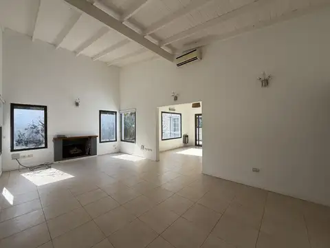 Casa en Venta en Fincas de Iraola II, USD 344.900