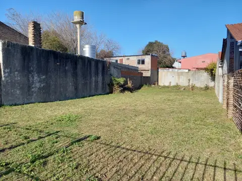 Terreno en Venta 30  mts Fondo
