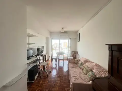 Superi 3583 , Piso 8