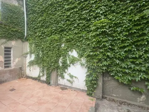 San Lorenzo 3530 - Casa a reciclar POSIBILIDAD DE ENTREGA Y FINANCIACION