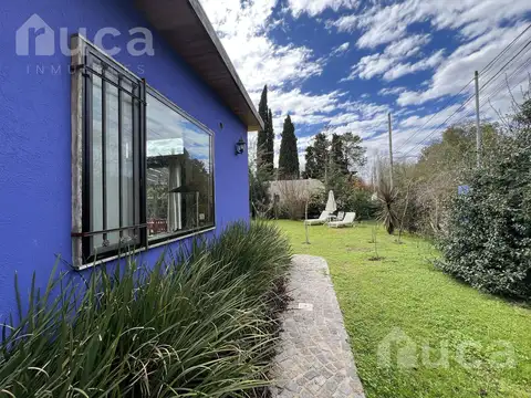 ALQUILER DE VERANO | Flamante CASA de Estilo Rustico-Moderno con Jardin y Pileta | Barrio Residencia