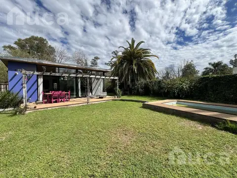 ALQUILER DE VERANO | Flamante CASA de Estilo Rustico-Moderno con Jardin y Pileta | Barrio Residencia