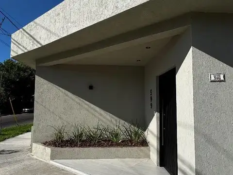CASA EN VENTA - MERLO