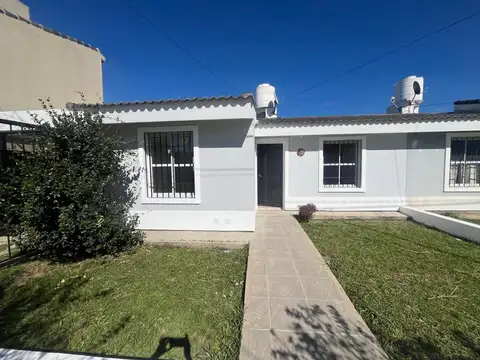 VENTA DE CASA 2 DORMITORIOS MUTUAL DOCENTE CORDOBA