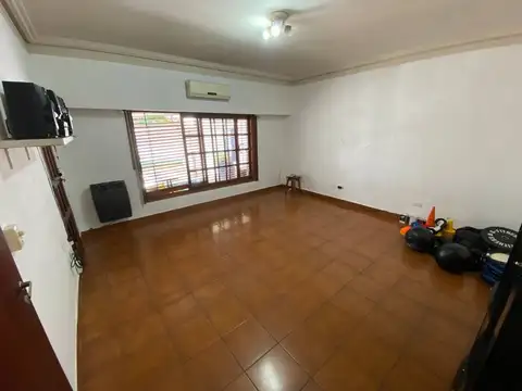 Casa en Venta en General San Martin, USD 155.000