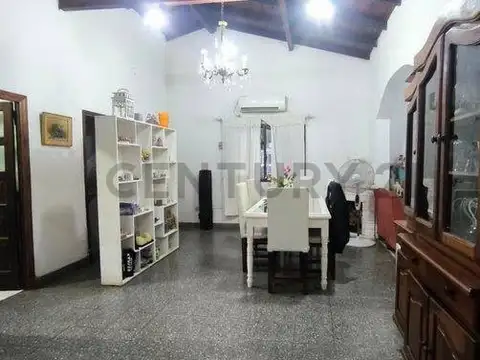 Casa en Venta en Malvinas Argentinas, USD 119.990