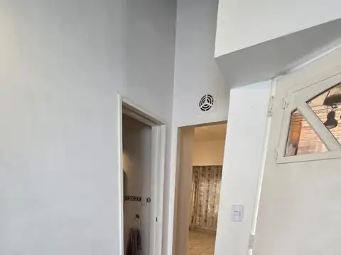 Casa 2 ambientes con 1 baño