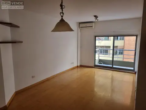 EXCELENTE DEPARTAMENTO 4 AMBIENTES AL FRENTE CON BALCÓN