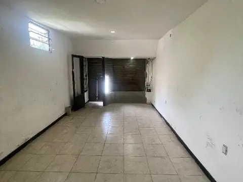 Local en Alquiler en Centro, $ 450.000