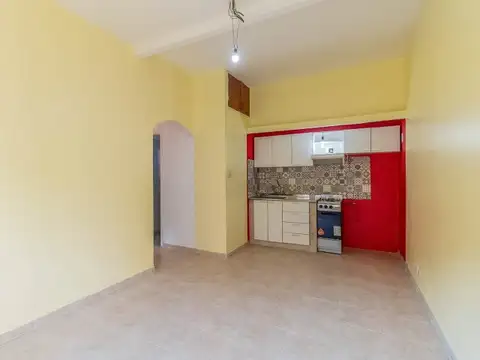 Depto Tipo Casa 3 ambientes con 1 baño