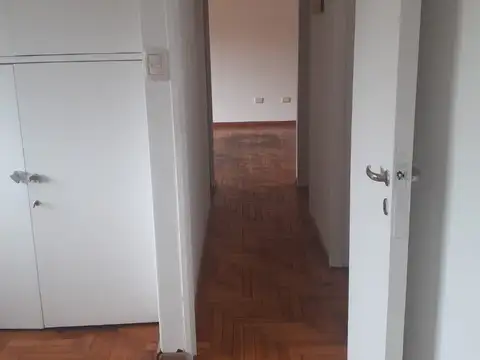 Av Juan de Garay 3700 - 3 Ambientes con Balcón