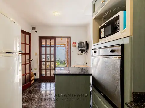CASA EN VENTA 2 DORMITORIOS EN BERISSO