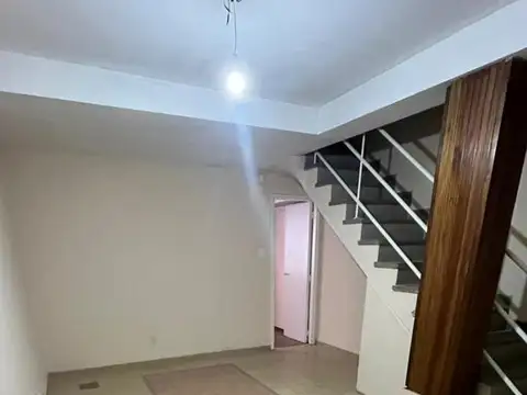 Casa en Alquiler en Godoy Cruz, $ 450.000