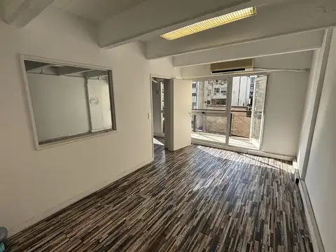 Oficina en Alquiler al Norte