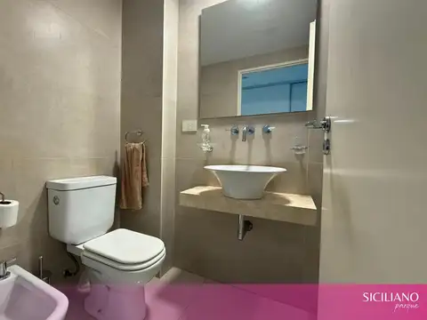 Departamento en Alquiler en Parque Chacabuco, $ 800.000