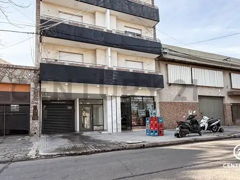 Cerrito 3700, Piso 0