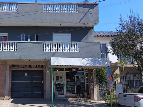 Luis María Drago 2500, Piso 1