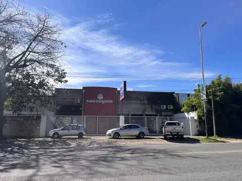 Av. General Gregorio Lemos  al 1300