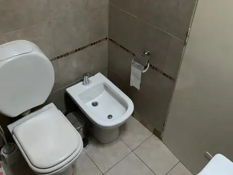 HERMOSO Y AMPLIO DEPARTAMENTO 4 AMBIENTES   EN VENTA   RAMOS MEJIA
