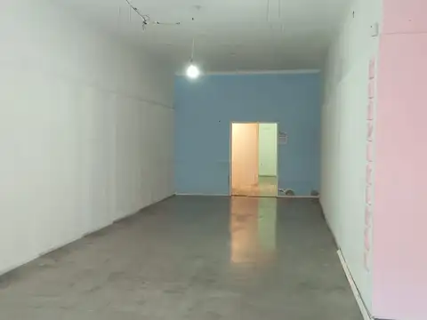 Local en Alquiler en Caseros, $ 3.000.000