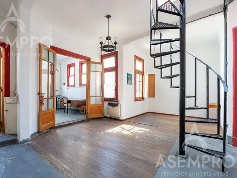 PH  3 ambientes en Venta en Balvanera con Terraza