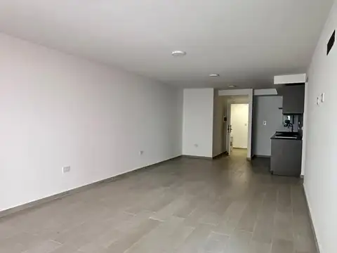 Departamento en venta de 2 dorm y 2 baños c/ balcón en Nueva Cba, a metros de ciudad universitaria