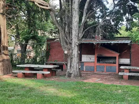 TERRENO DE 1000M2 EN ZONA RESIDENCIAL.