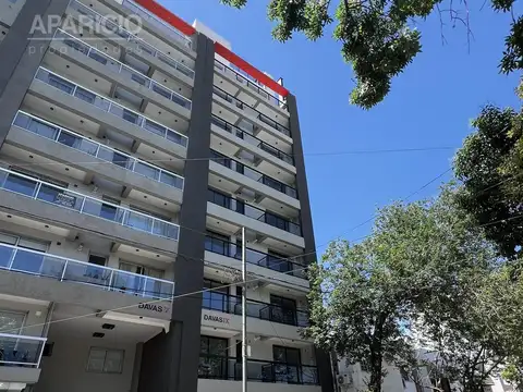 DEPARTAMENTO DE DOS DORMITORIOS CON COCHERA EN VENTA