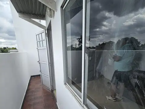 Departamento en Alquiler en Paso del Rey, $ 430.000