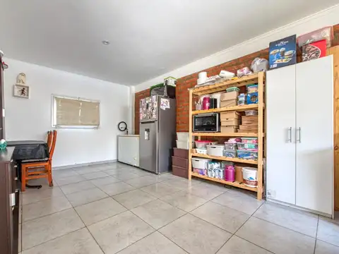 Depto Tipo Casa en Venta en Bernardino Rivadavia, USD 115.000