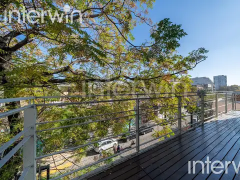 Triplex de 4 ambientes al frente con terraza propia y cochera - Palermo Soho -