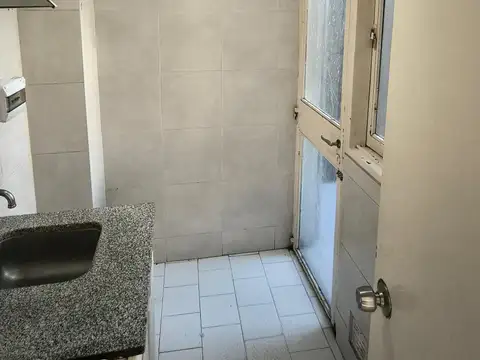 Departamento en Alquiler en Alberdi, $ 580.000