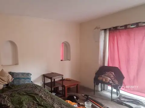 Depto Tipo Casa en Venta de 5 dormitorios