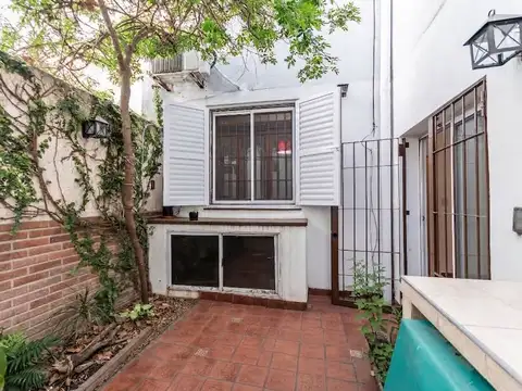 Depto Tipo Casa en Venta 66 años
