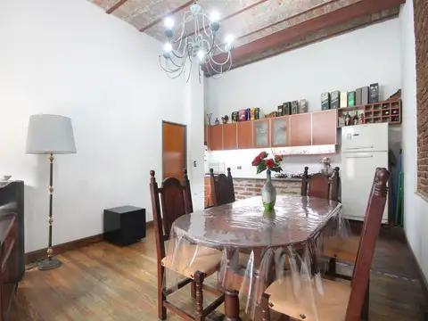 Depto Tipo Casa en Venta de 4 ambientes