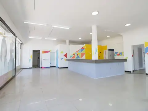 Local en Venta 15 años