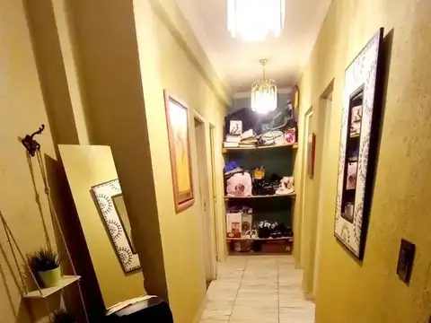 Depto Tipo Casa 5 ambientes con 2 baños
